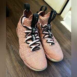 Nike Lebron 15 Hollywood Rust